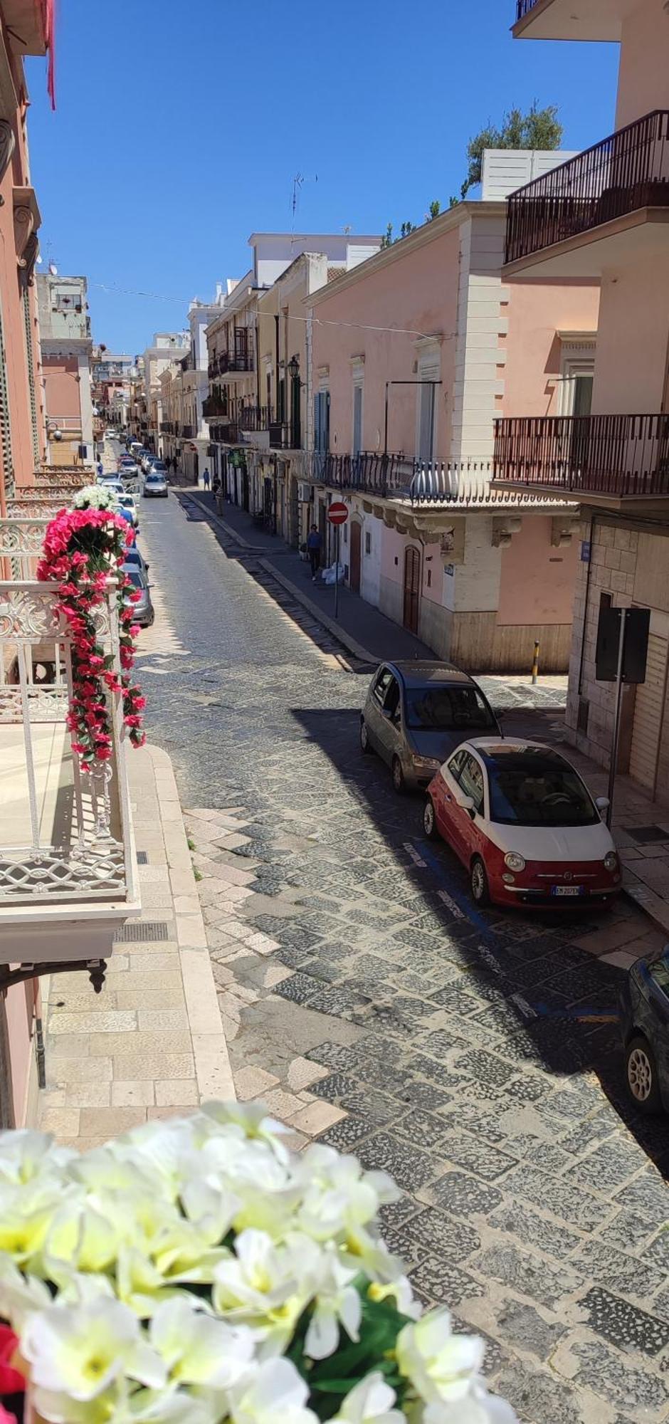 Dimora Della Marchesa - Al Duomo Apartman Manfredonia Kültér fotó